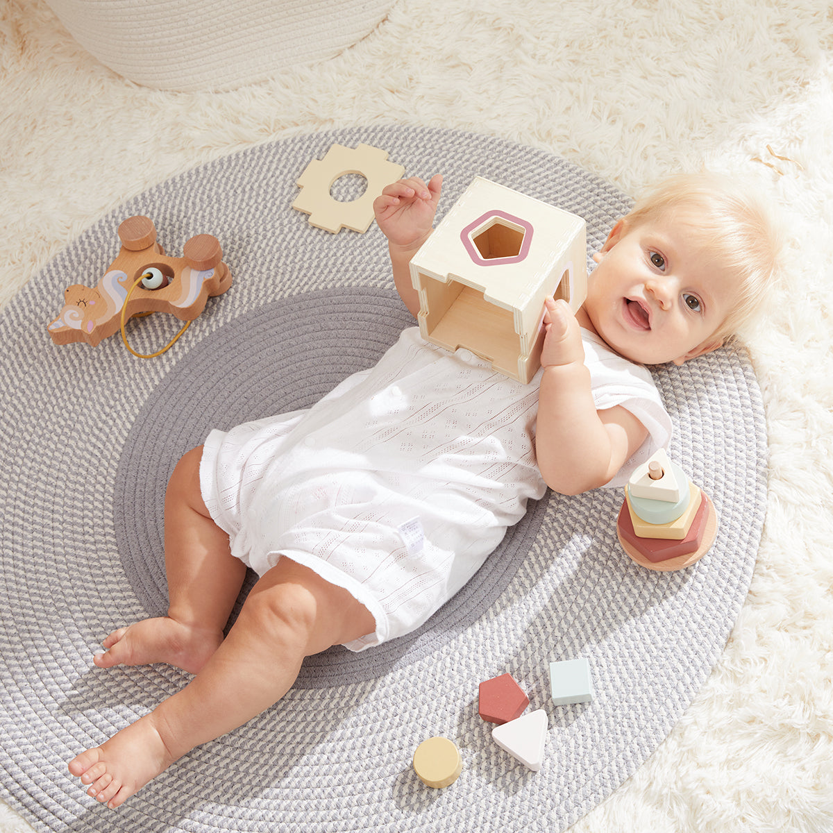 Guanyi Toys 3 in 1 Llama Baby Gift Set - Montessori Toys for Babies 12M+ - main product shot